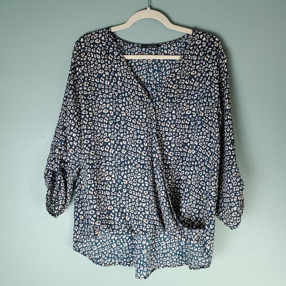 West Kei Womens Green Animal Print Surplice Roll Tab High Low Blouse Size XL - Picture 1 of 6